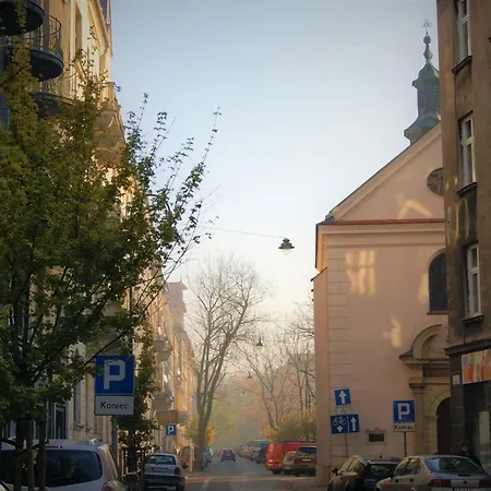 Feliciana In The Heart Of Old Town With Wawel's View 克拉科夫